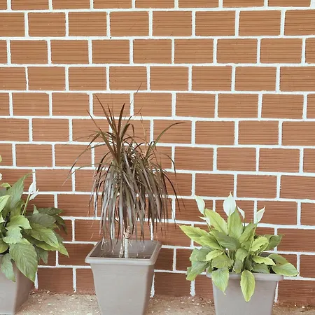 River Horizon Sarandë